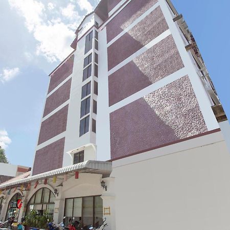 Super Oyo 1096 Winner Inn Hotel Чиангмай Экстерьер фото