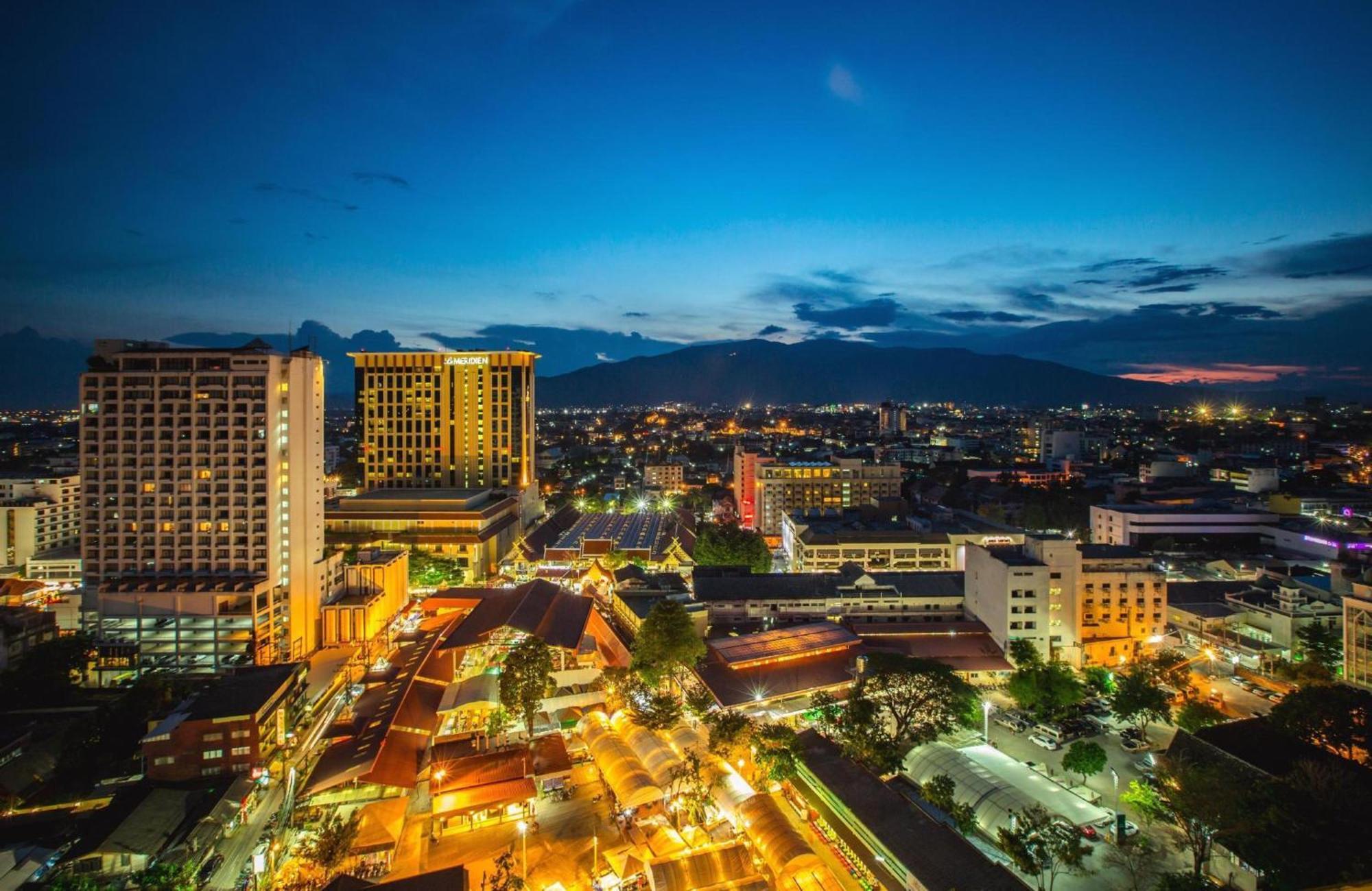 Super Oyo 1096 Winner Inn Hotel Чиангмай Экстерьер фото