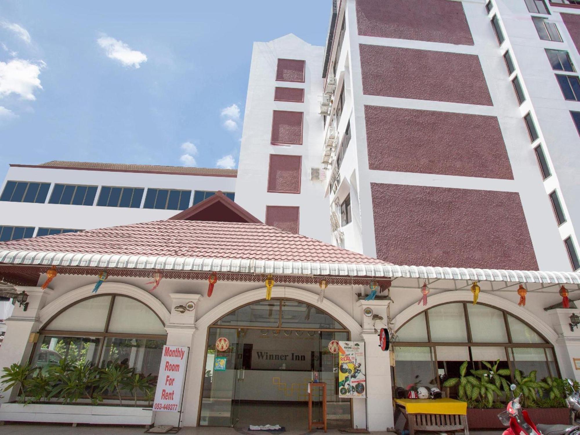 Super Oyo 1096 Winner Inn Hotel Чиангмай Экстерьер фото