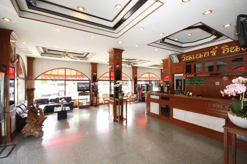 Super Oyo 1096 Winner Inn Hotel Чиангмай Экстерьер фото